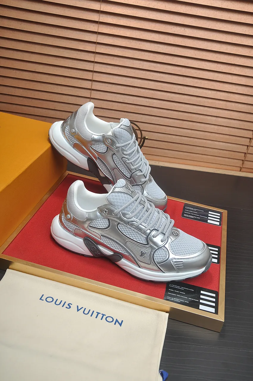 Men's men's shoes 💰640💶[LOUIS VUITTON] (couples 💑 style) new original order 🍀LV Louis Vuitton * - top version of LV classic trendy shoes! Made of imported original fabrics, mesh lining, and original wear-resistant rubber foam outsole! High quality products! Size (Female 35-39) (Male 39-44)